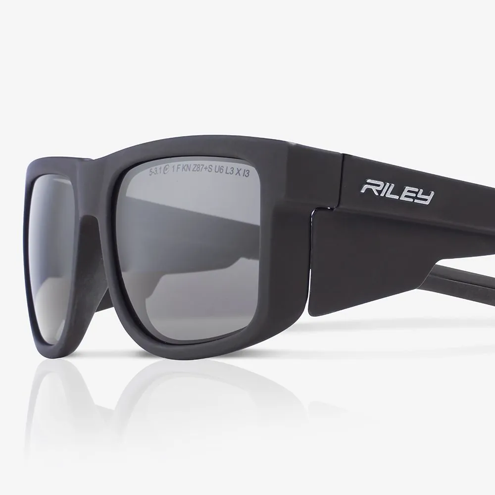 Riley Navigator apsauginiai akiniai – pilki, stilingi UV400