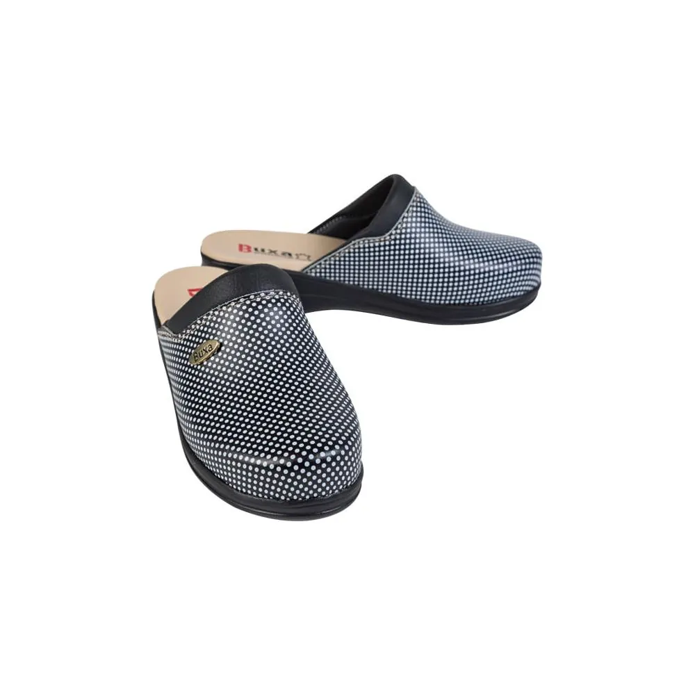 Moteriškos klumpės Buxa MED10 juoda/balta | Glove.lt