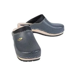 Moteriškos klumpės Buxa FPU10, juoda/balta | Glove.lt